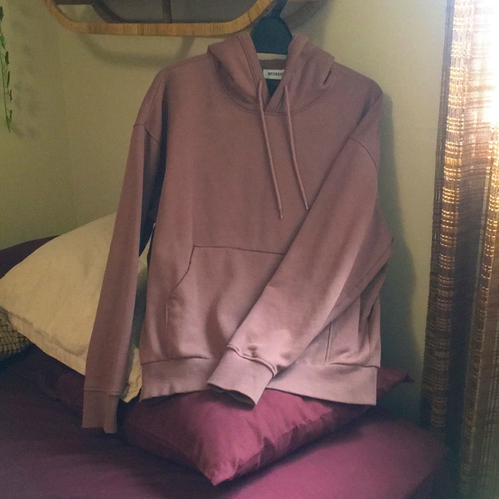 Weekday Hoodie
